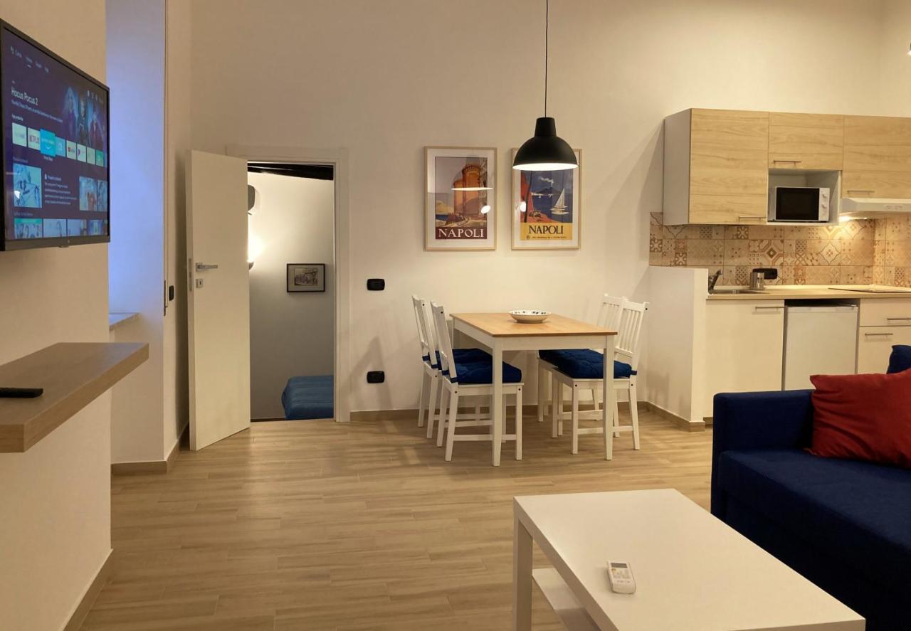 La Casa Blu Nel Cuore Storico Di Napoli Εξωτερικό φωτογραφία