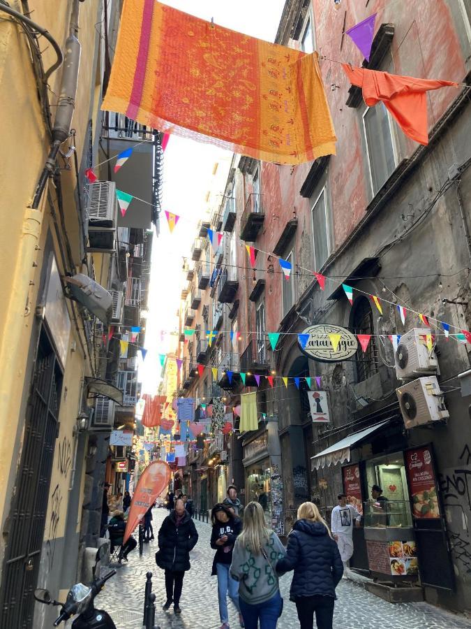 La Casa Blu Nel Cuore Storico Di Napoli Εξωτερικό φωτογραφία