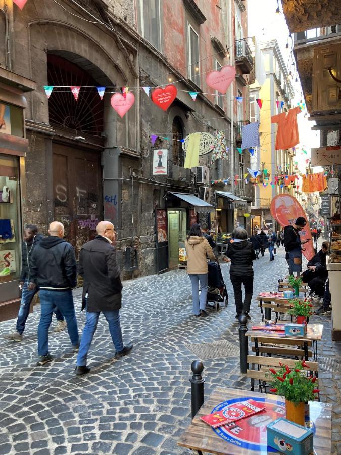 La Casa Blu Nel Cuore Storico Di Napoli Εξωτερικό φωτογραφία