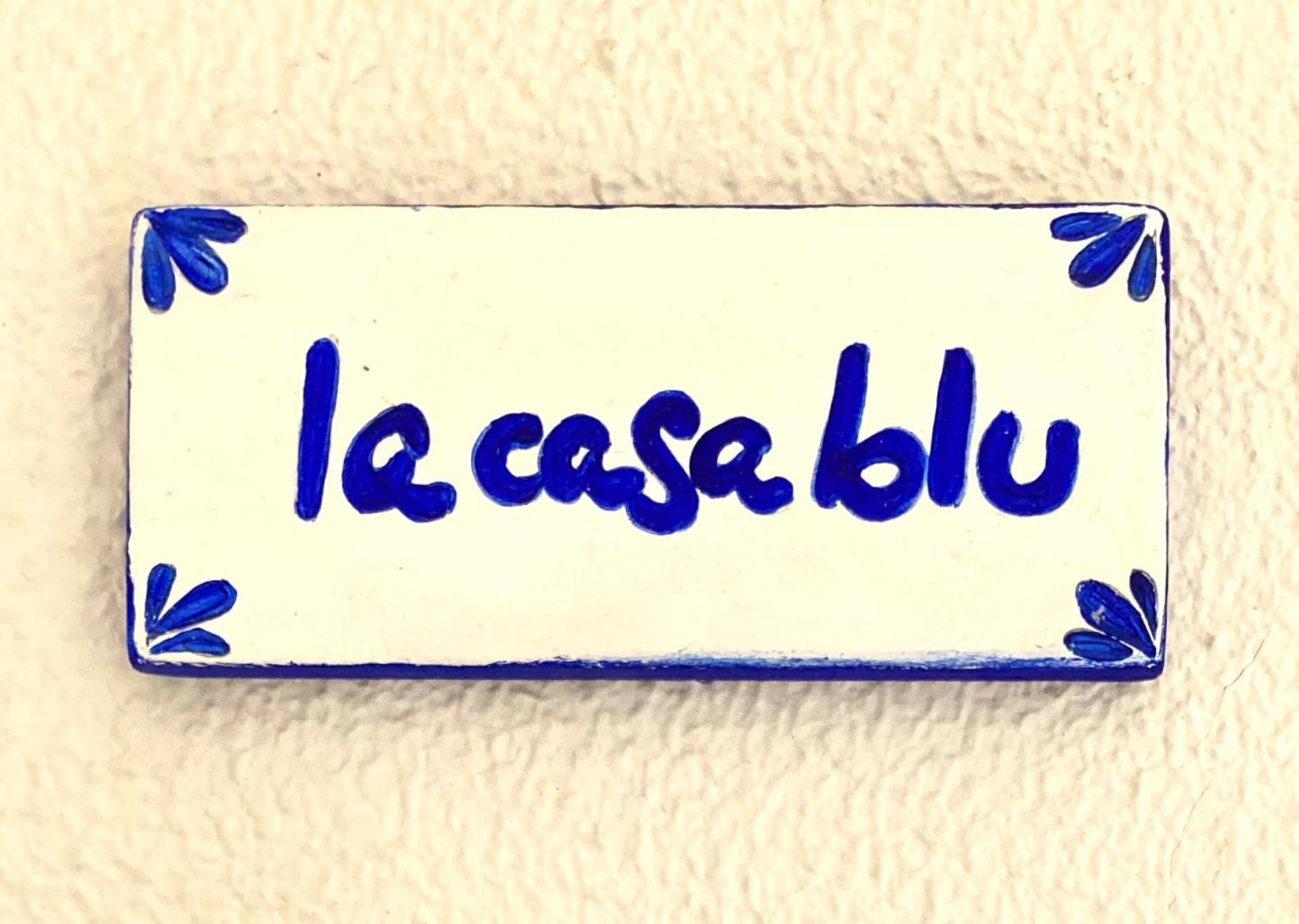 La Casa Blu Nel Cuore Storico Di Napoli Εξωτερικό φωτογραφία